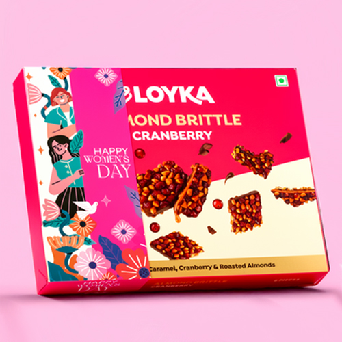 Loyka Almond Brittle Cranberry Signature 8pc Box